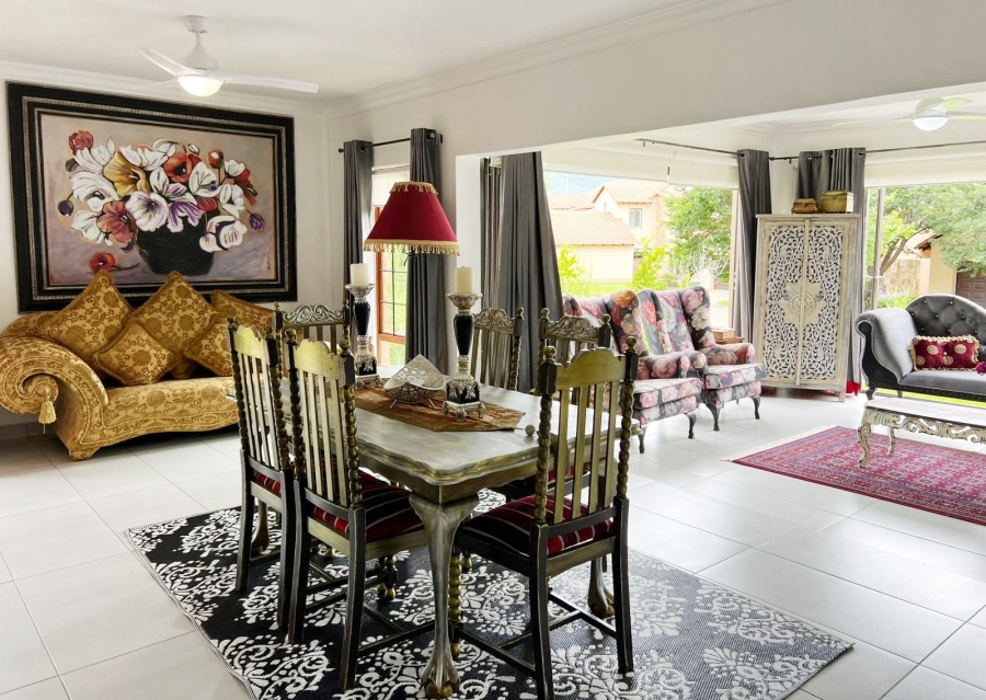 3 Bedroom Property for Sale in The Coves North West